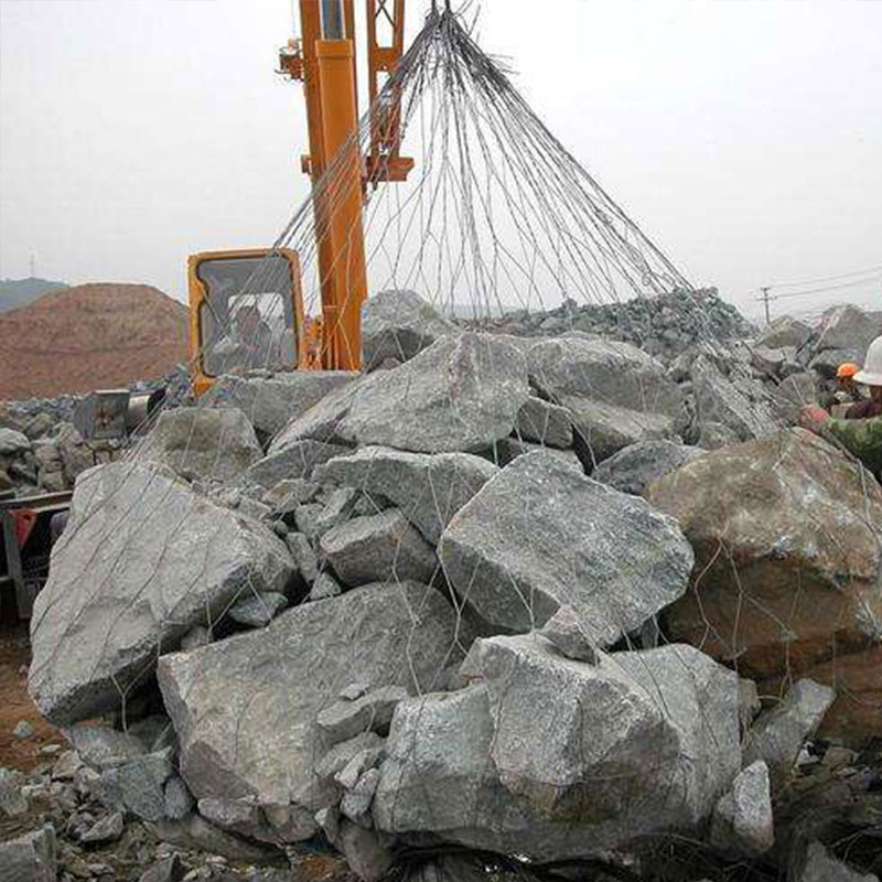 Stainless Steel Rope Mesh Installation