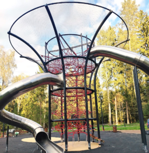 News Article: Large Outdoor Playground Red Stainless Steel Climbing Net Integrated Slide Project