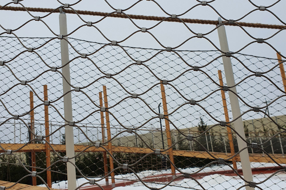 Ferrule Stainless Steel Cable Mesh Balustrade All‑Weather Safety Infill System Project