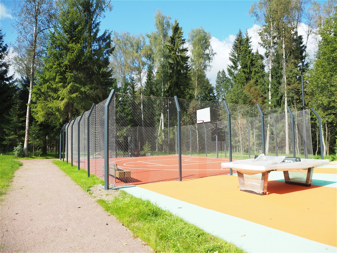 News Article: Forest Park Outdoor Basketball Court Stainless Steel Mesh Fence Complete Project