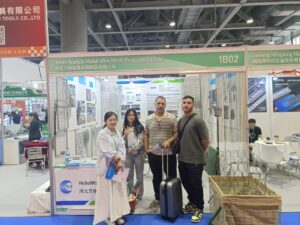 How to Choose a Reliable Stainless Steel Rope Mesh Manufacturer?